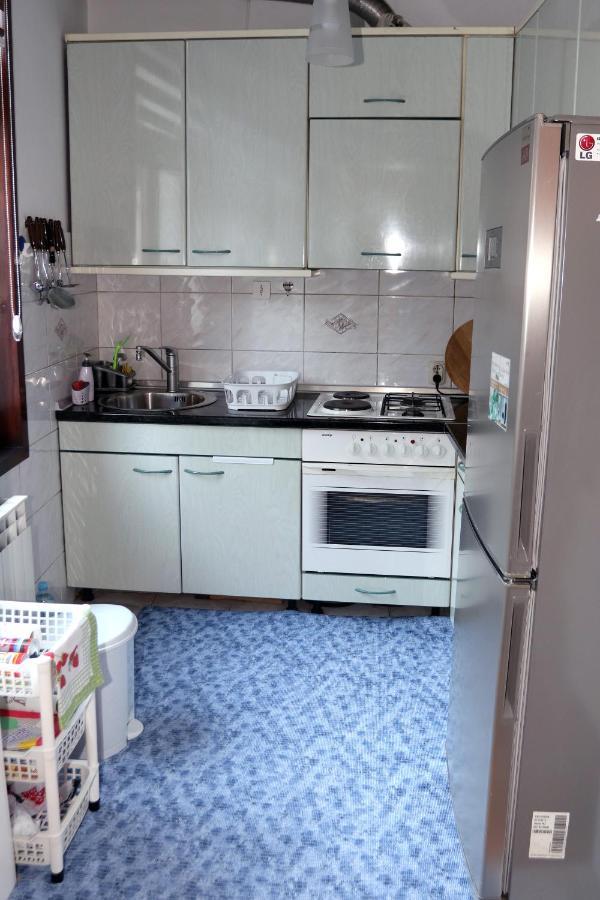 Vila Rijad SJJ Buitenkant foto