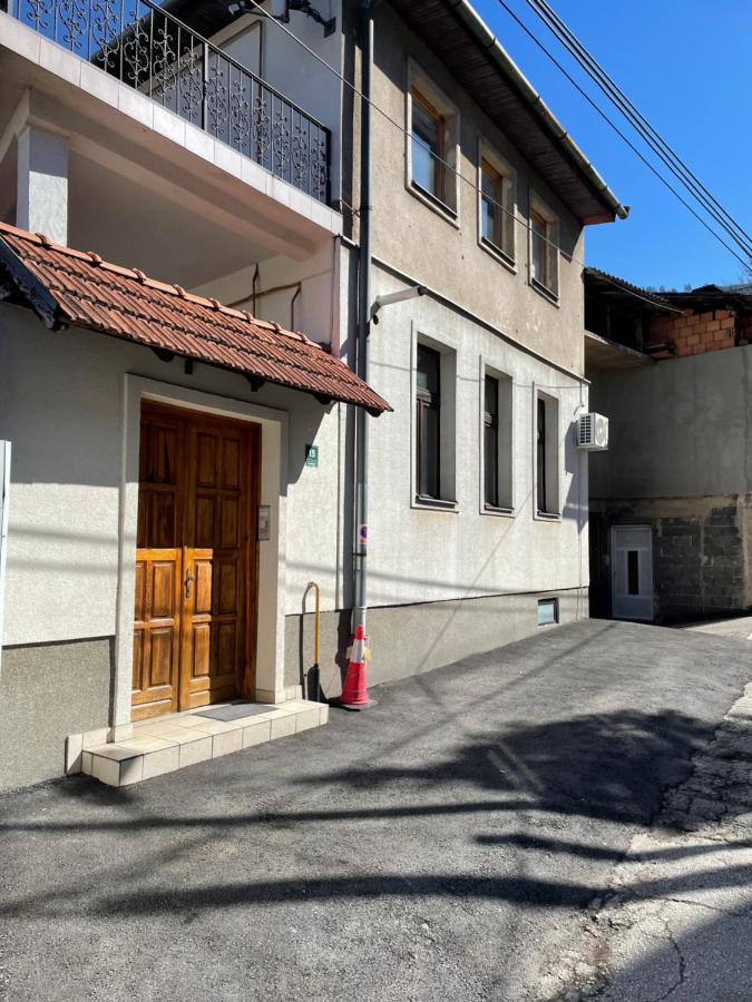Vila Rijad SJJ Buitenkant foto